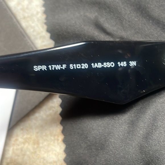 Prada classic black pre-owned full inclusion !!!! Still in stores - Picture 8 of 9